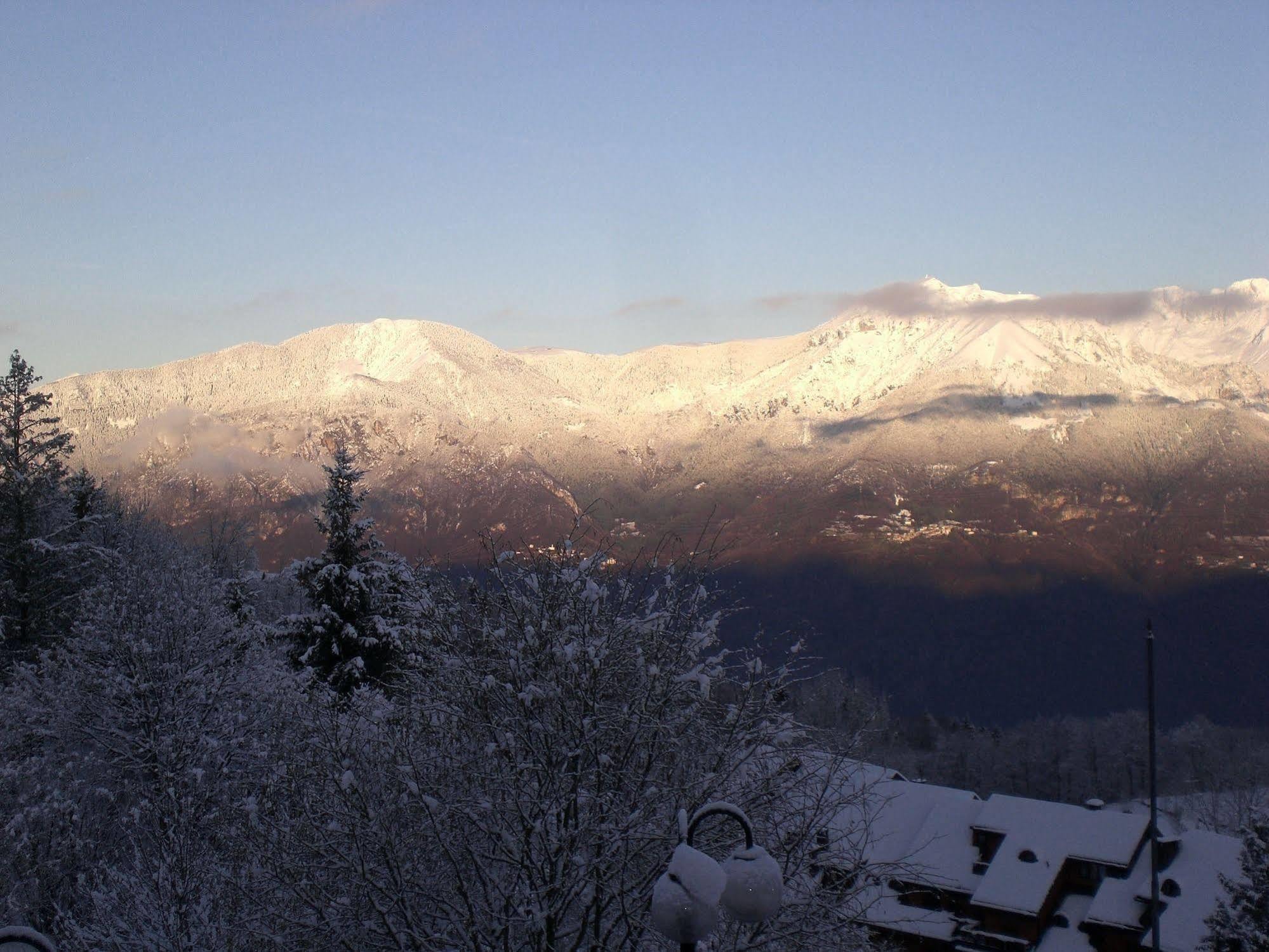 Albergo Legazzuolo Montecampione Artogne Esterno foto