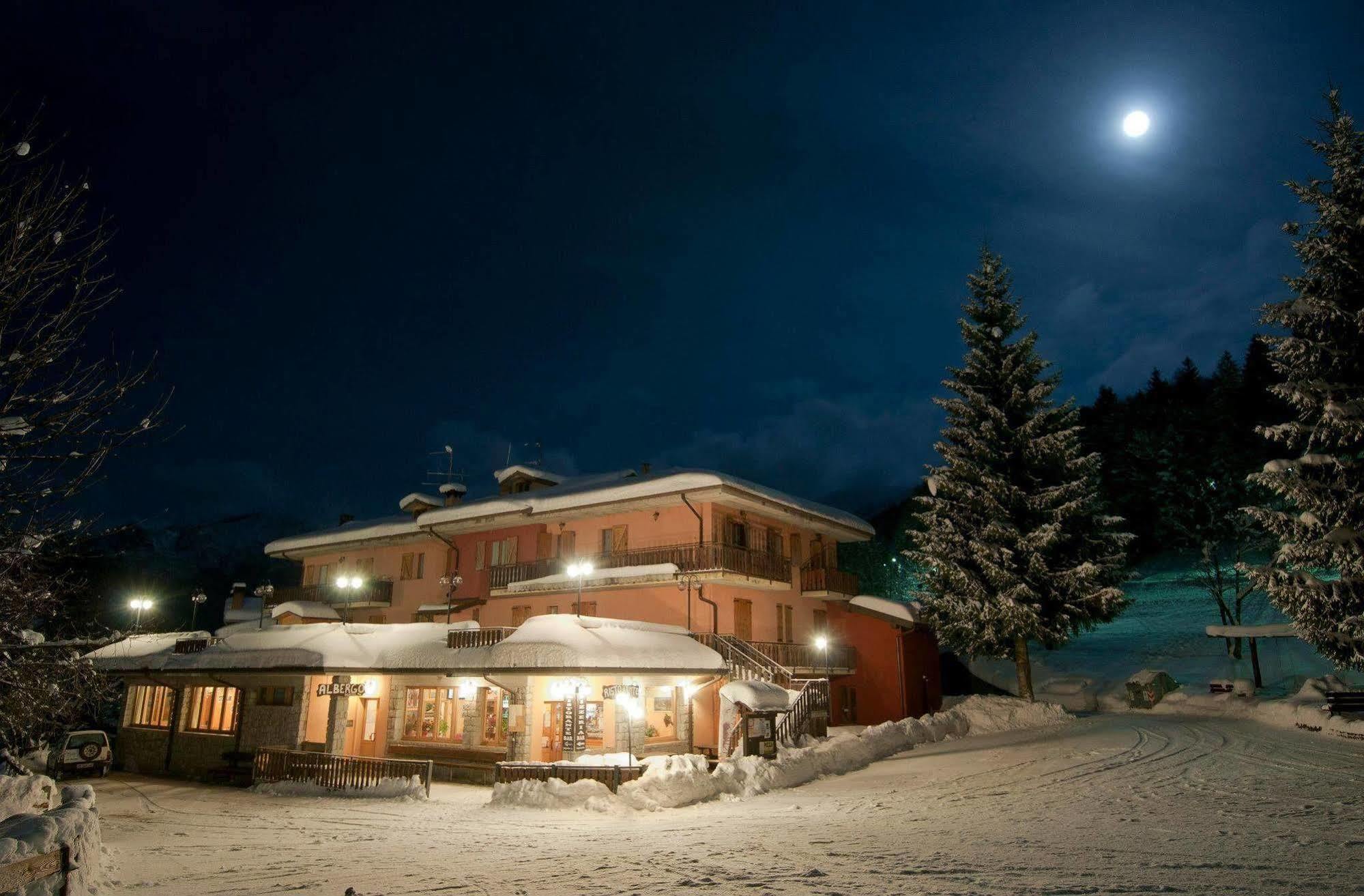 Albergo Legazzuolo Montecampione Artogne Esterno foto